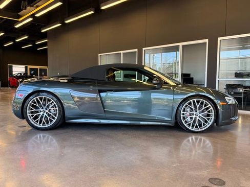 Used 2018 Audi R8 V10 plus AWD/4WD image 10