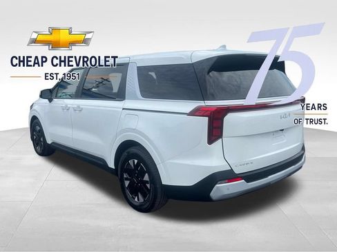 Used 2026 Kia Carnival LXS FWD image 3