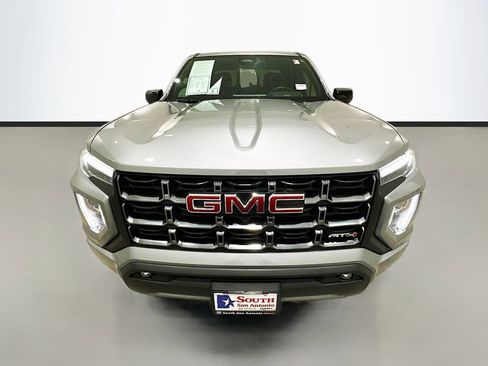 Used 2024 GMC Canyon AT4 w/ Technology Package AWD/4WD image 2