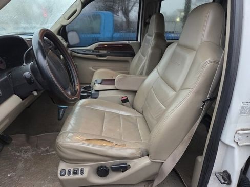 Used 2005 Ford F350 Lariat image 9