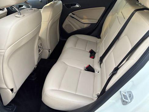 Used 2018 Mercedes-Benz GLA 250 image 35