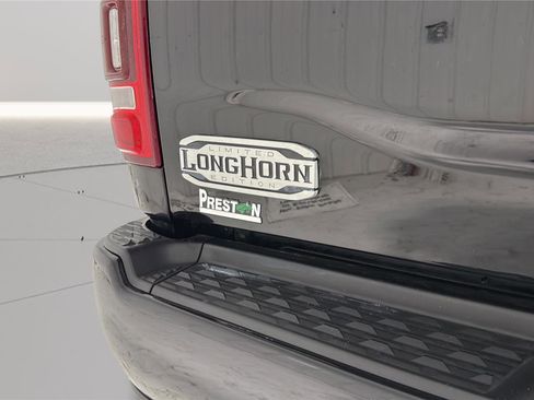 Used 2024 RAM 2500 Limited w/ Safety Group AWD/4WD image 34