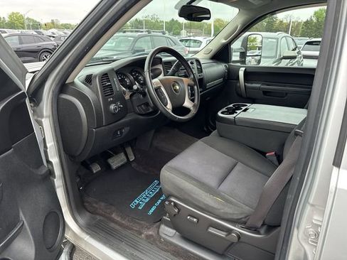 Used 2012 Chevrolet Silverado 2500 LT w/ Interior Plus Package AWD/4WD image 10