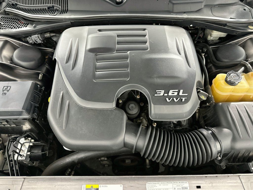 Used 2013 Dodge Challenger SXT RWD image 29