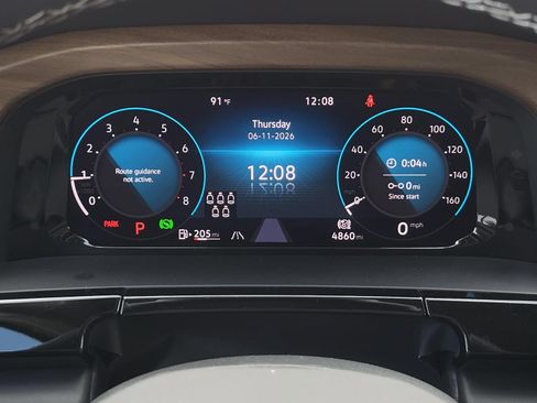 Used 2024 Volkswagen Atlas SE FWD image 30