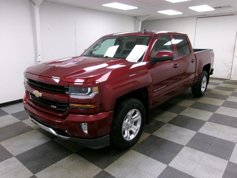 Used 2017 Chevrolet Silverado 1500 LT w/ All Star Edition AWD/4WD image 1
