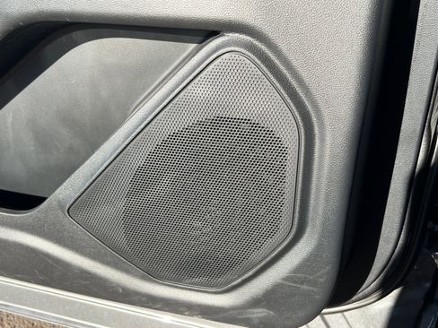 Certified 2025 Ford Explorer Active image 27