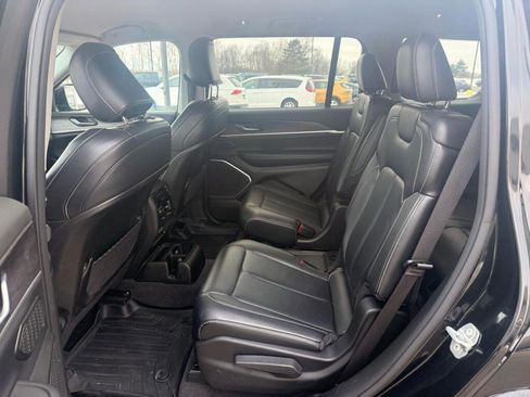 Used 2021 Jeep Grand Cherokee L Limited w/ Trailer Tow Group (B) image 12