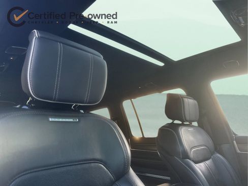 Certified 2022 Jeep Grand Wagoneer Series II image 19