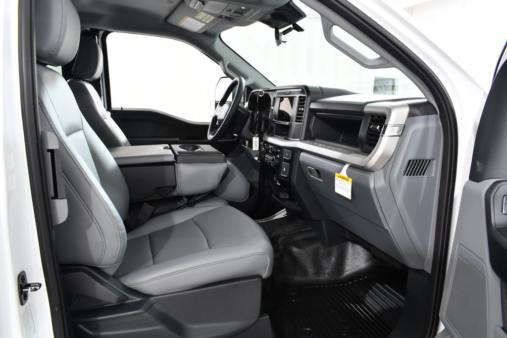 New 2027 Ford F550 4x4 Supercab Super Duty image 10