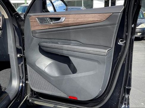 New 2025 Volkswagen Atlas SEL Premium R-Line image 27