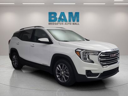 Used 2023 GMC Terrain SLT