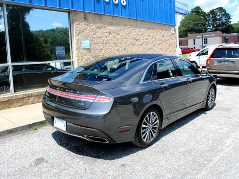 Used 2019 Lincoln MKZ Reserve image 4