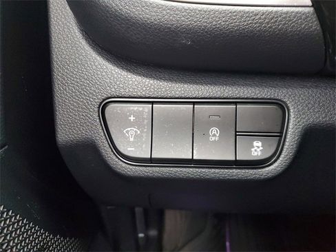 Used 2025 Kia Seltos S image 28