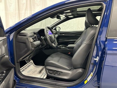 Used 2025 Toyota Camry XSE image 10