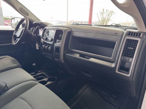 Used 2016 RAM 3500 Tradesman w/ Chrome Appearance Group image 12