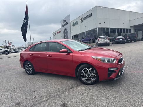 Used 2019 Kia Forte LXS image 30