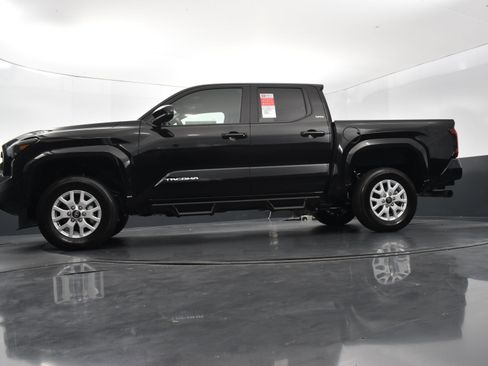 Used 2024 Toyota Tacoma SR5 image 36