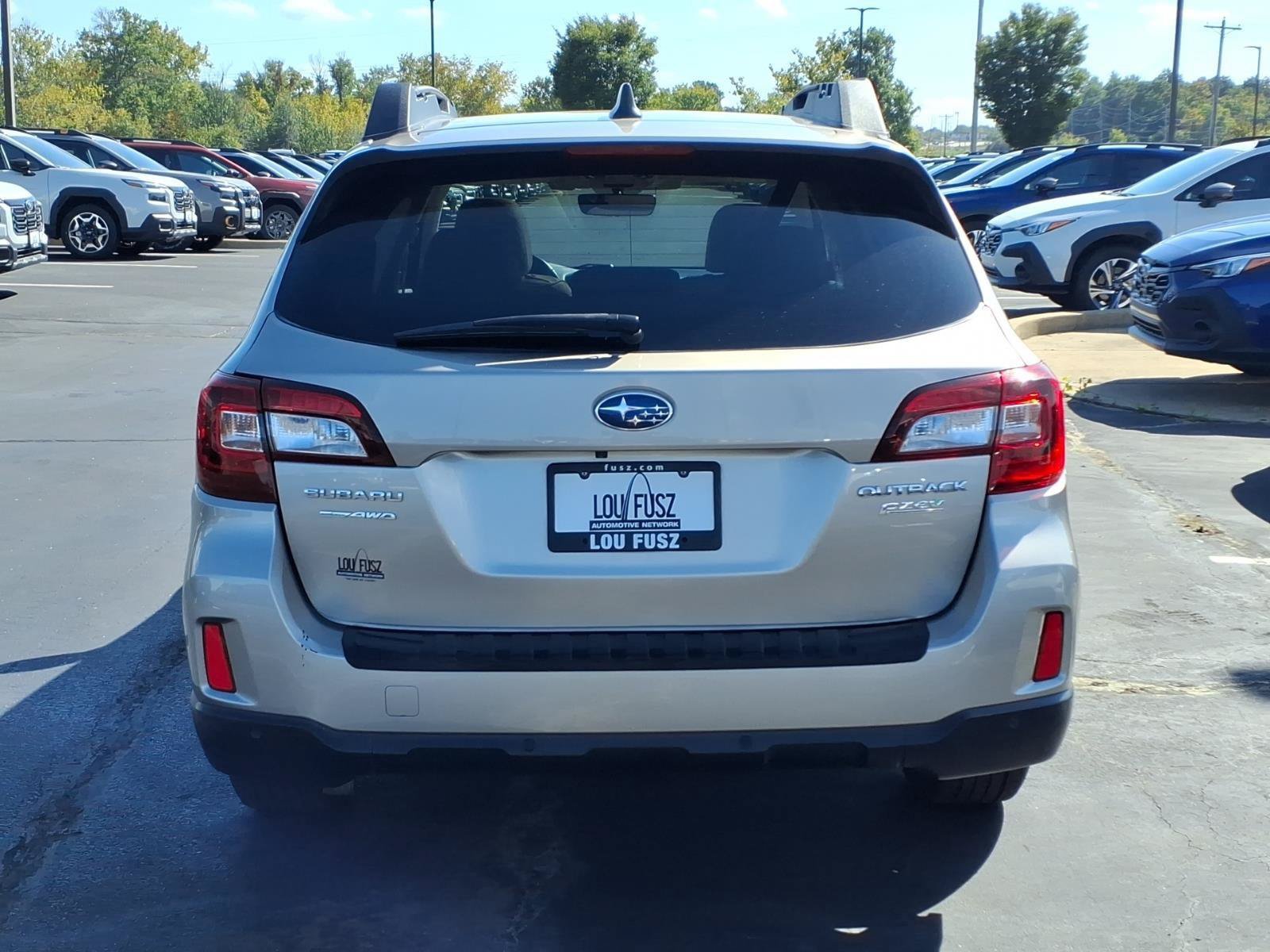 Used 2017 Subaru Outback 2.5i Limited AWD/4WD image 30