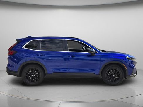 Used 2025 Honda CR-V Sport image 3