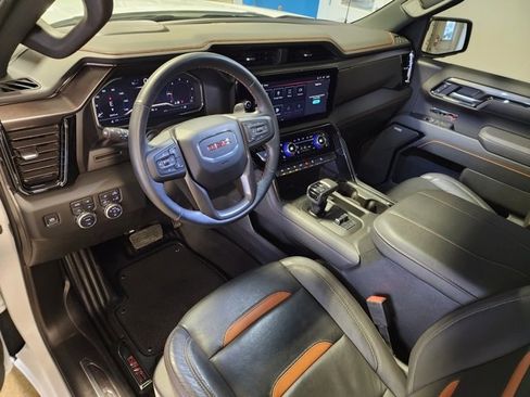 Used 2025 GMC Sierra 1500 AT4 image 12