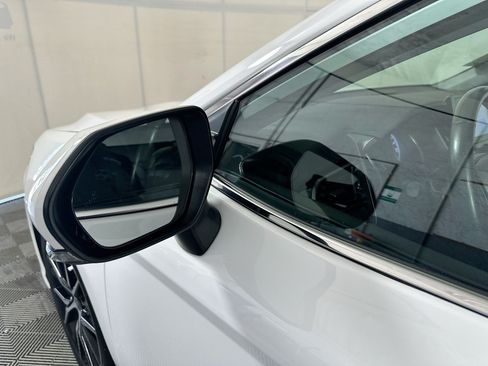 Used 2023 Toyota Camry SE FWD image 10