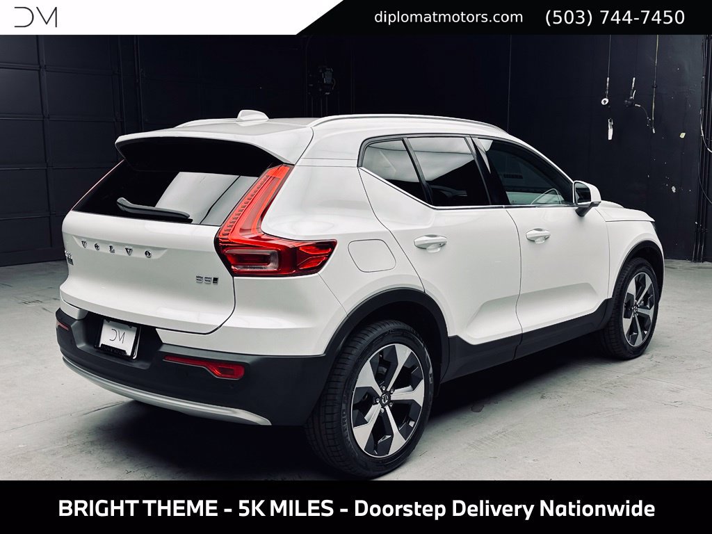 Used 2025 Volvo XC40 B5 Core w/ Protection Package Premier AWD/4WD image 7