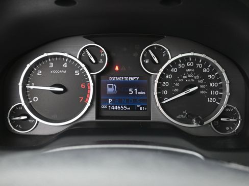 Used 2015 Toyota Tundra Limited image 27