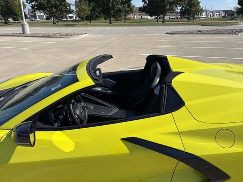 Used 2022 Chevrolet Corvette Stingray Preferred Conv w/ Z51 Performance Package image 28