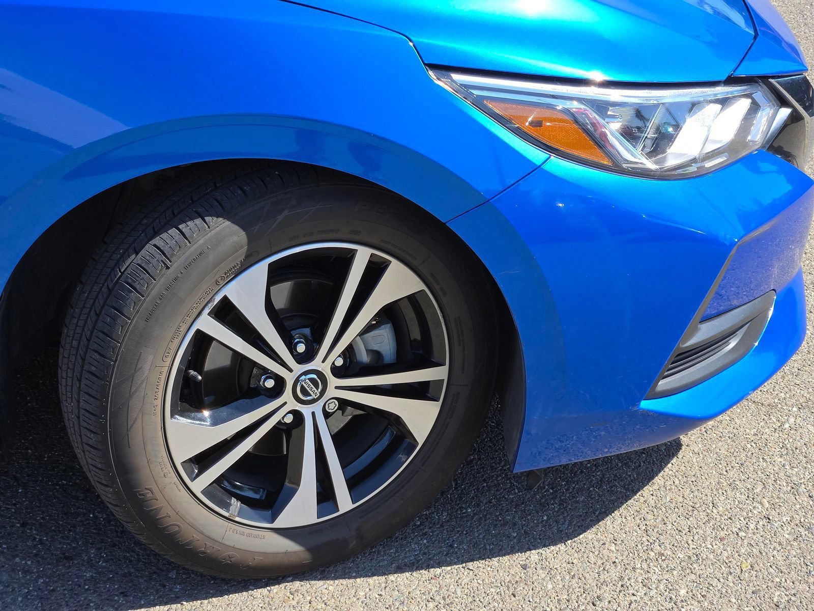 Used 2023 Nissan Sentra SV w/ All-Weather Package FWD image 3