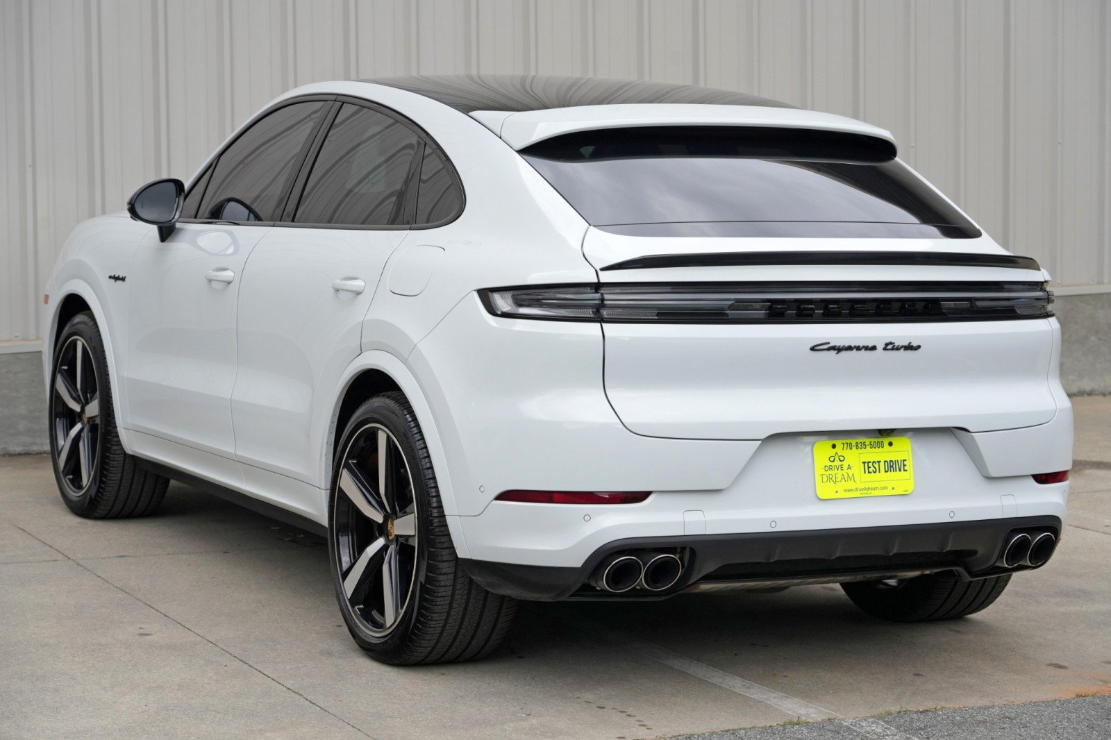 Used 2024 Porsche Cayenne Turbo AWD/4WD image 58