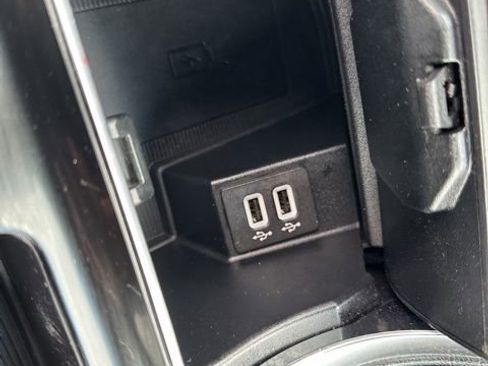 Used 2019 Ford Edge ST w/ Equipment Group 401A image 22