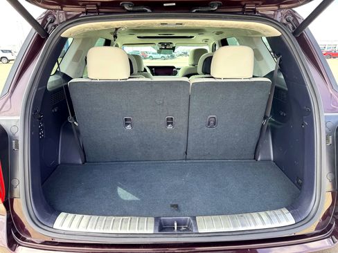 Used 2024 Hyundai Palisade Calligraphy image 8