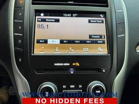 Used 2018 Lincoln MKC Select image 23