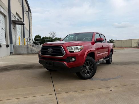 Used 2020 Toyota Tacoma SR5 image 5