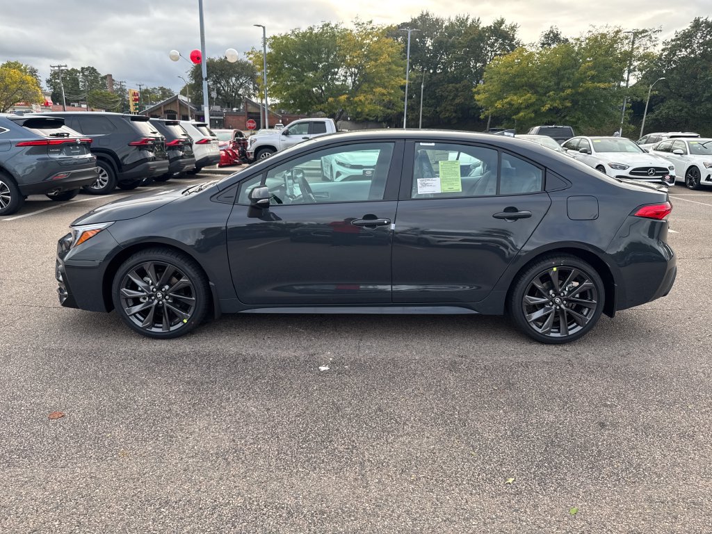 New 2027 Toyota Corolla SE w/ SE Package FWD image 4