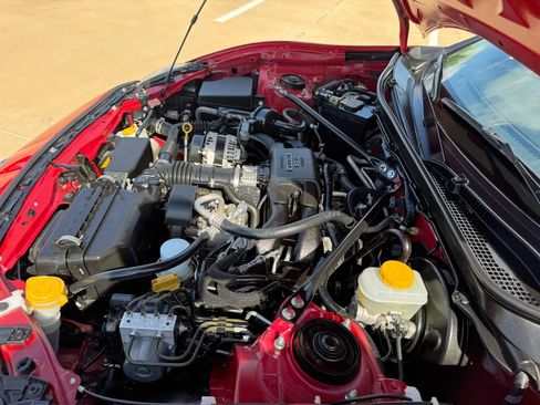 Used 2020 Toyota 86 RWD image 45