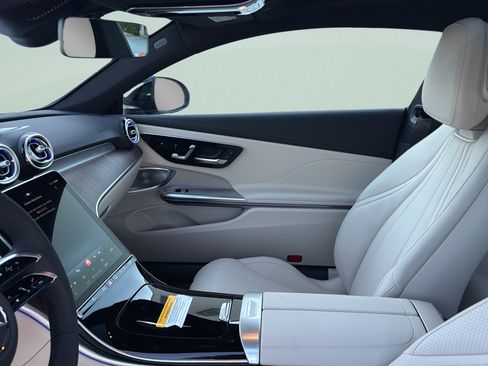 New 2026 Mercedes-Benz CLE 450 4MATIC Coupe image 14