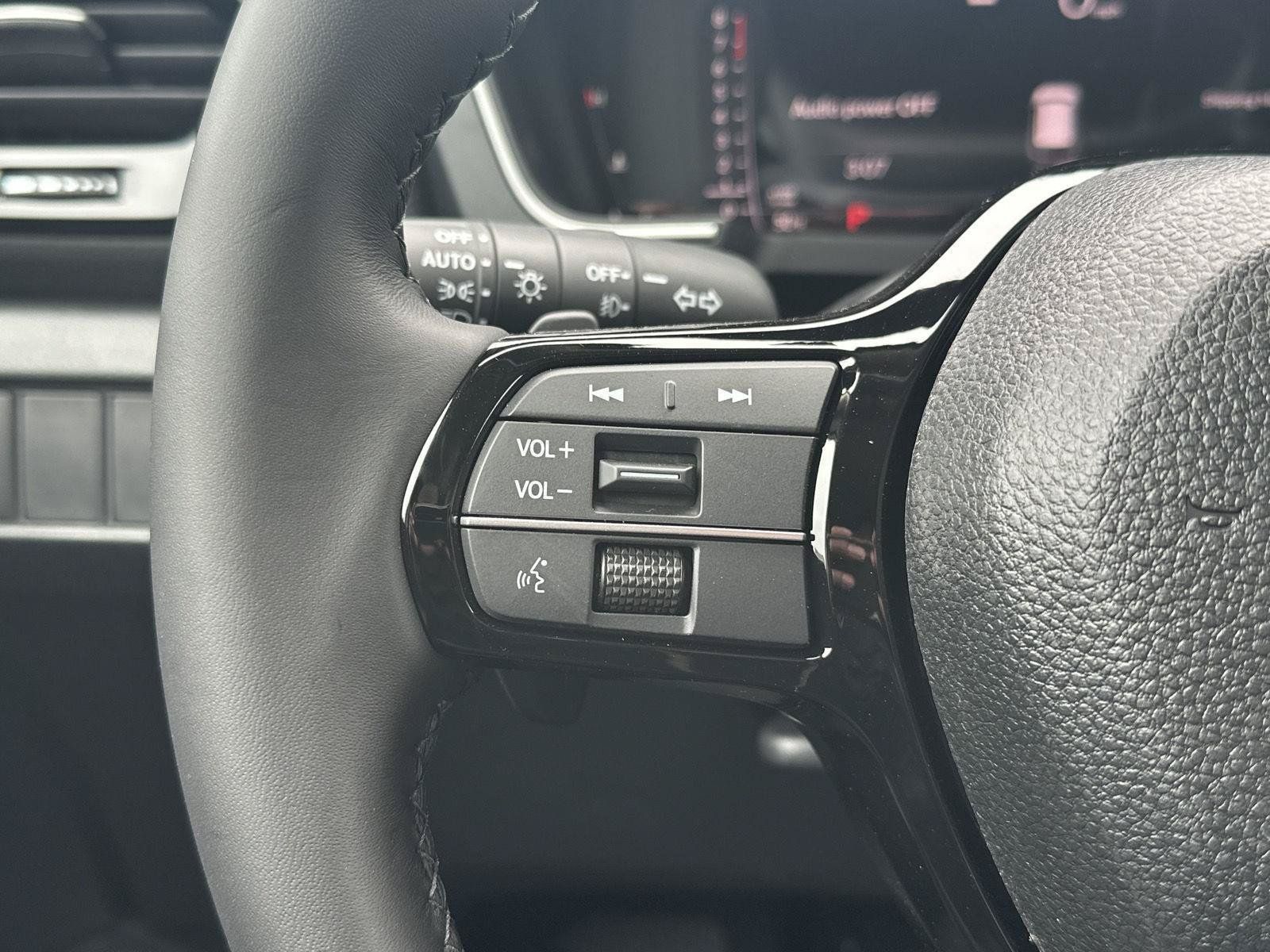 New 2026 Honda Pilot Touring image 15