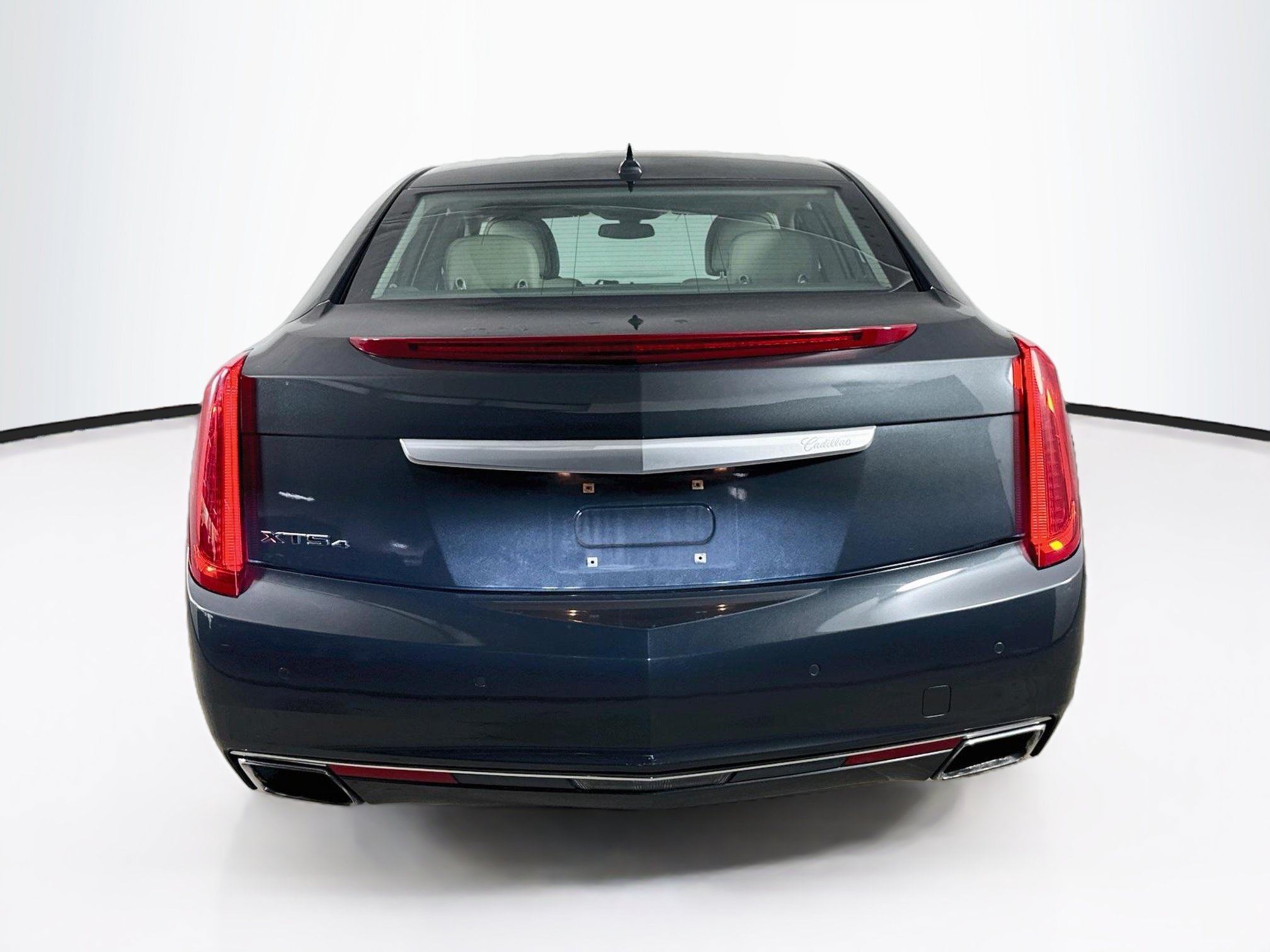 Used 2014 Cadillac XTS Luxury AWD/4WD image 30