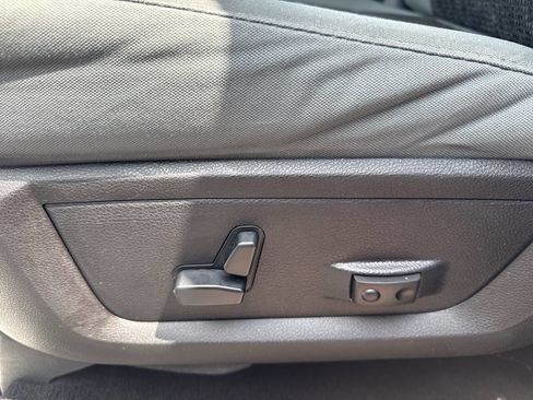 Used 2014 RAM 1500 Outdoorsman image 14