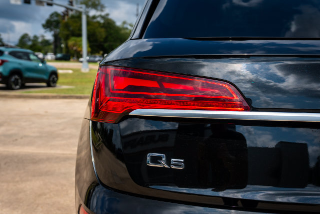 Used 2024 Audi Q5 2.0T Premium Plus AWD/4WD image 16
