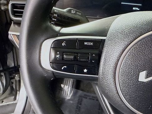Used 2024 Kia Sportage EX AWD/4WD image 22