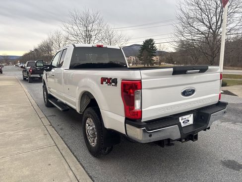 Used 2019 Ford F250 XLT w/ XLT Premium Package image 5