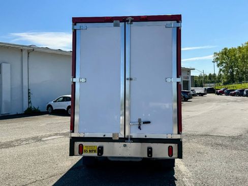 Used 2024 Ford E-350 and Econoline 350 Super Duty w/ Power Windows & Locks Group RWD image 4