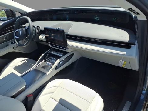New 2026 Lincoln Nautilus Premier w/ Equipment Group 102A AWD/4WD image 12