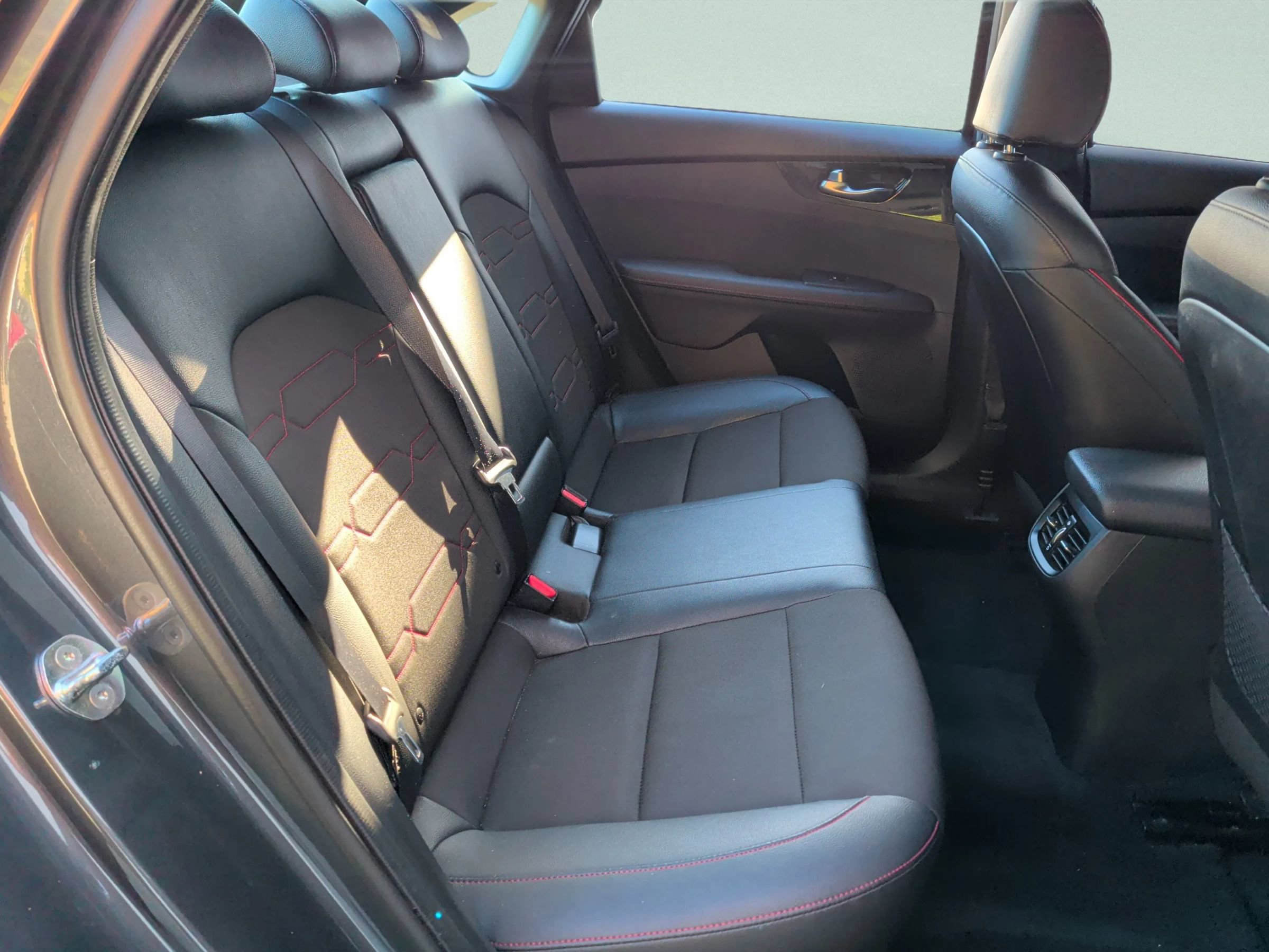 Used 2021 Kia Forte GT FWD image 29