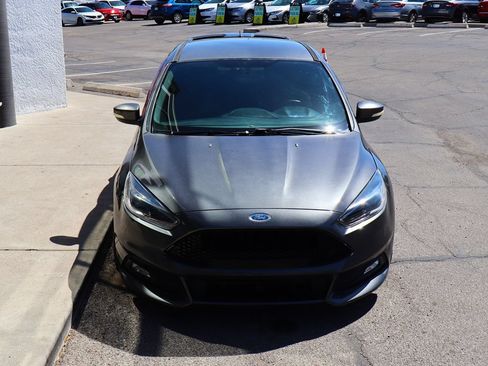 Used 2018 Ford Focus ST FWD image 15