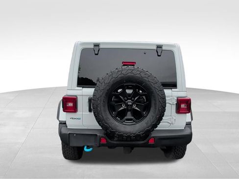 Used 2023 Jeep Wrangler Unlimited Rubicon 4xe AWD/4WD image 4