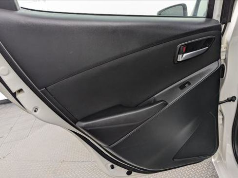 Used 2018 Toyota Yaris iA image 14